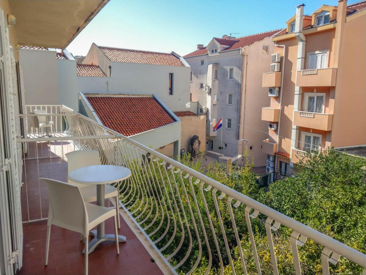 Apartman Riva K Podgora Exterior foto